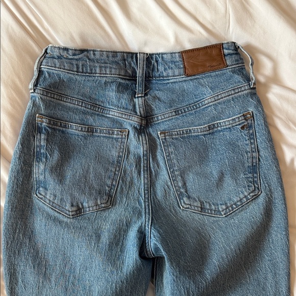 The Curvy Perfect Vintage Jean - Picture 11 of 12